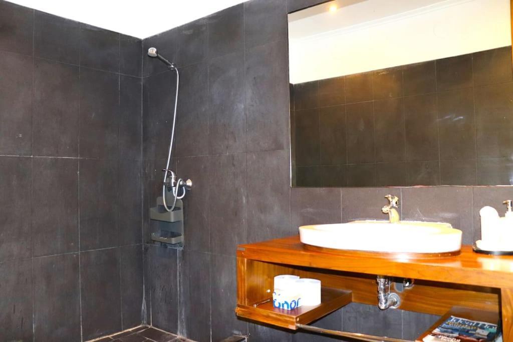 Sea Breeze House Ericeira - Ribeira Dilhas Beach Buitenkant foto