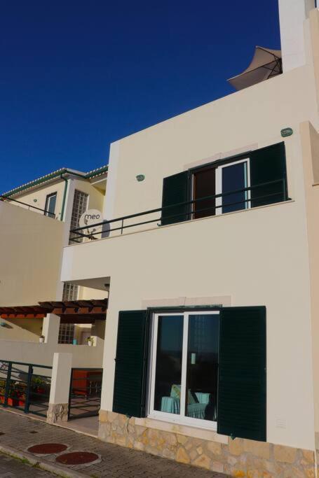 Sea Breeze House Ericeira - Ribeira Dilhas Beach Buitenkant foto