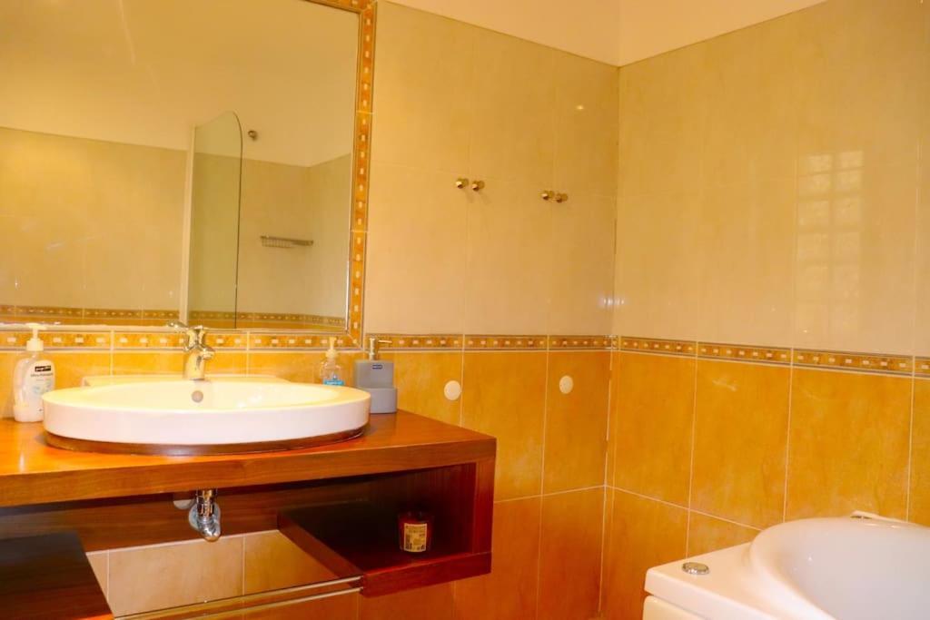 Sea Breeze House Ericeira - Ribeira Dilhas Beach Buitenkant foto